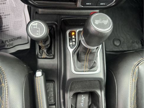 Used 2022 Jeep Wrangler Unlimited High Altitude image 21