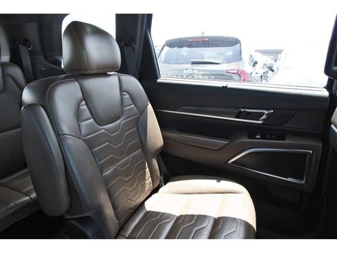 Used 2020 Kia Telluride SX w/ SX Prestige Package AWD/4WD image 13