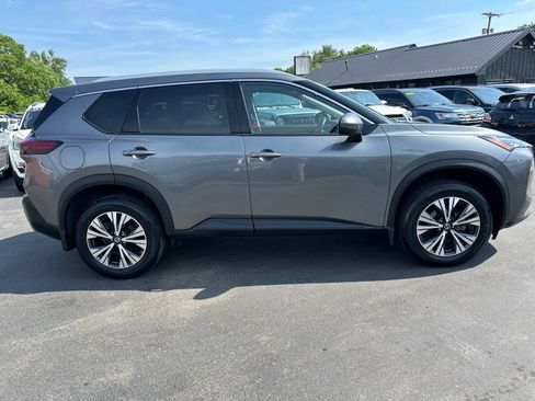 Used 2021 Nissan Rogue SV FWD image 5