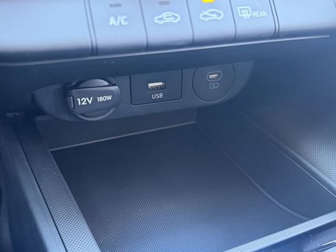 New 2026 Hyundai Elantra SE image 18