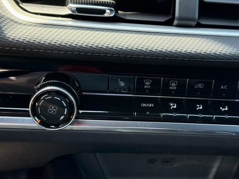 New 2026 Chevrolet Equinox LT FWD image 15