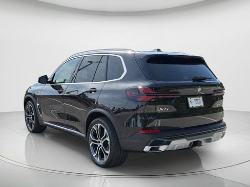 Used 2026 BMW X5 xDrive40i w/ Climate Comfort Package AWD/4WD image 3
