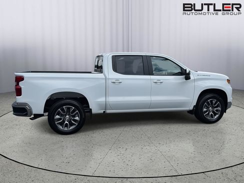 New 2026 Chevrolet Silverado 1500 LT w/ Convenience Package II RWD image 7
