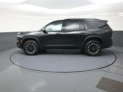 New 2026 Chevrolet Traverse Z71 w/ Enhanced Driving Package image 6