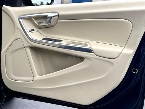 Used 2015 Volvo S60 T5 Premier FWD image 26