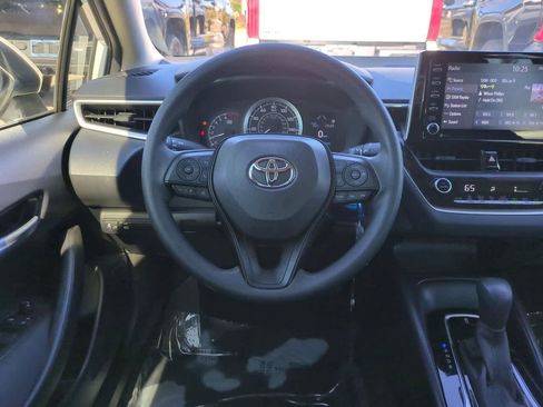Certified 2021 Toyota Corolla LE image 15