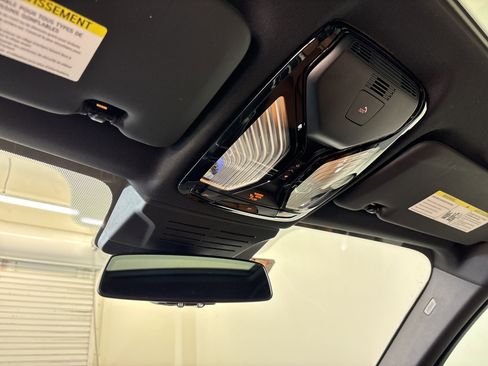 Used 2024 BMW X5 M60i w/ Parking Assistance Package image 18