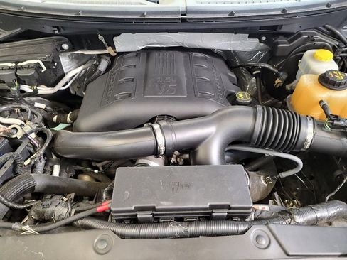Used 2014 Ford F150 XLT w/ Equipment Group 302A Luxury AWD/4WD image 30