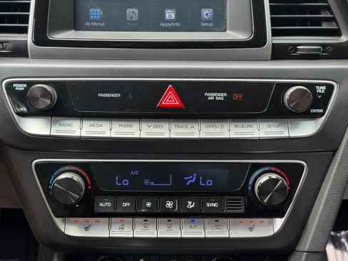 Used 2019 Hyundai Sonata SEL w/ Tech Package 02 FWD image 26