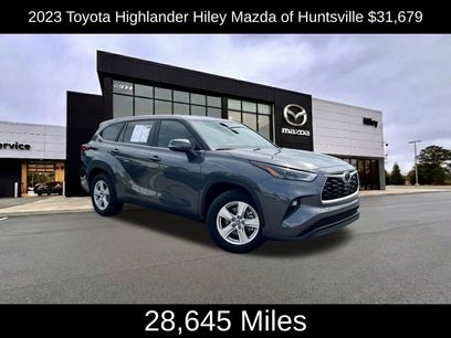 Used 2023 Toyota Highlander LE