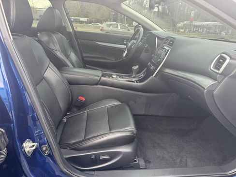 Used 2018 Nissan Maxima 3.5 SL image 18
