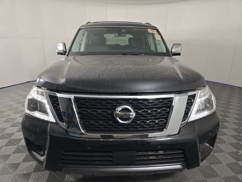 Used 2020 Nissan Armada Platinum w/ Captain's Chairs Package RWD image 2