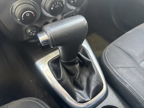 Used 2008 HUMMER H3 image 31