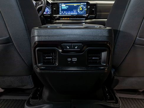 Used 2025 Chevrolet Silverado 1500 ZR2 w/ Technology Package AWD/4WD image 23