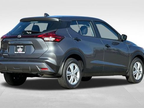 Certified 2025 Nissan Kicks Play S FWD image 3