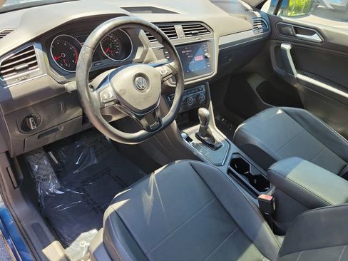 Used 2018 Volkswagen Tiguan SE FWD image 21