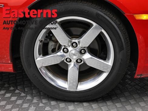 Used 2015 Chevrolet Camaro LT RWD image 27