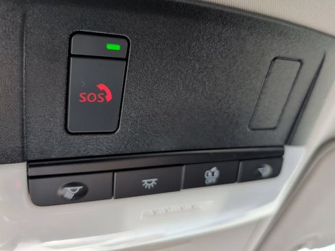 Used 2025 Nissan Altima 2.5 SV FWD image 27