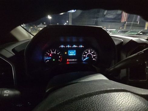 Used 2016 Ford F150 XLT image 31