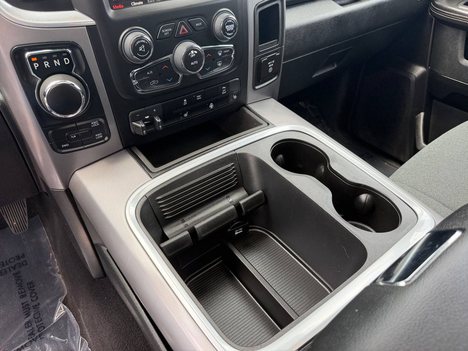 Used 2023 RAM 1500 Warlock AWD/4WD image 27