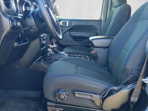 Used 2022 Jeep Wrangler Sport S image 10