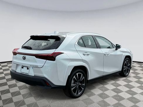 Used 2025 Lexus UX 300h AWD w/ Accessory Package (Z1) image 2