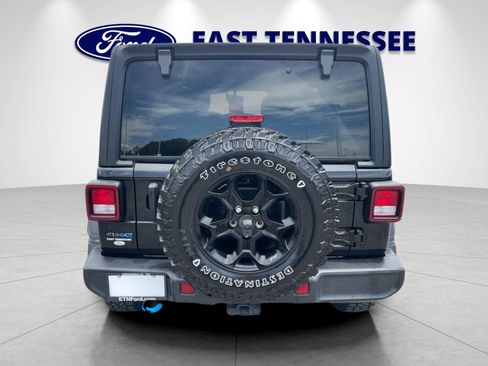 Used 2023 Jeep Wrangler Unlimited AWD/4WD image 4