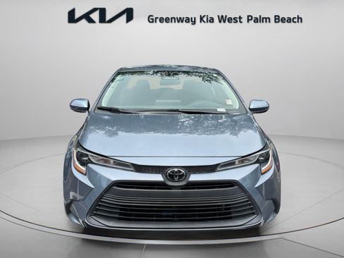 Used 2024 Toyota Corolla LE FWD image 2