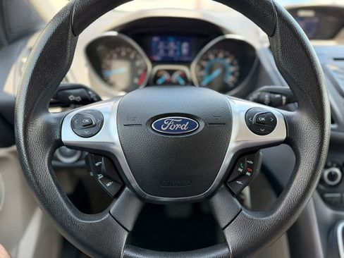 Used 2013 Ford Escape SE FWD image 10