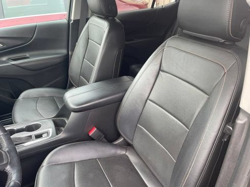 Used 2019 Chevrolet Equinox Premier AWD/4WD image 3