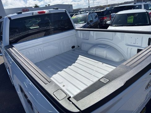 Used 2024 Ford F150 XLT w/ FX4 Off-Road Package image 6