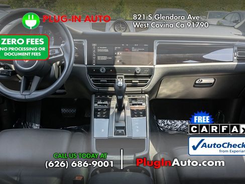 Used 2022 Porsche Macan AWD/4WD image 16