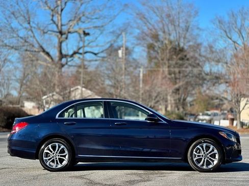 Used 2018 Mercedes-Benz C 300 4MATIC Sedan image 4