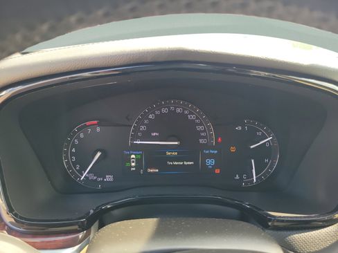 Used 2019 Cadillac XT5 Luxury FWD image 12