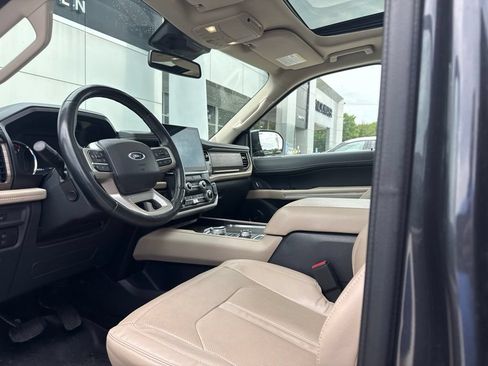 Used 2022 Ford Expedition Max Limited AWD/4WD image 33
