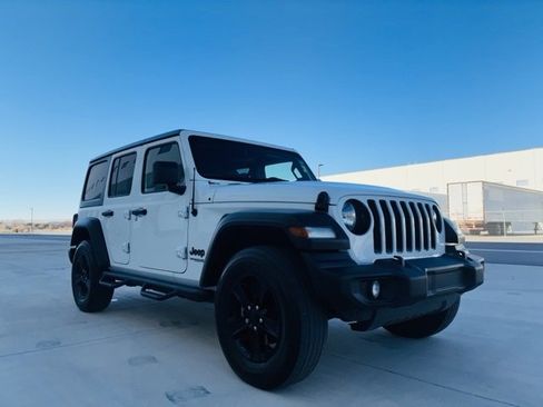 Used 2022 Jeep Wrangler Unlimited Sport image 7