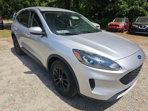 Used 2020 Ford Escape SE FWD image 4