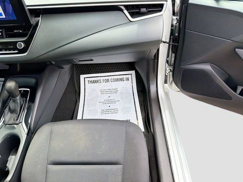 Used 2024 Toyota Corolla LE FWD image 16