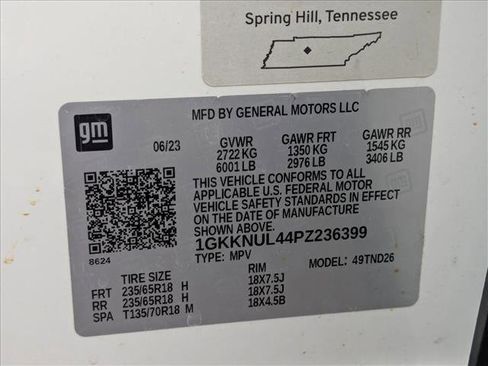 Used 2023 GMC Acadia SLT image 26