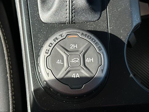 New 2025 Ford Bronco Badlands AWD/4WD image 23