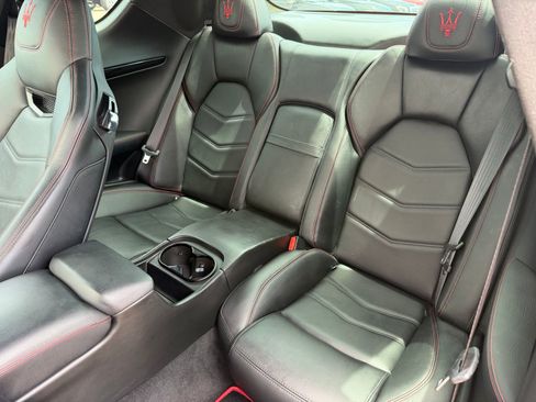 Used 2018 Maserati GranTurismo Sport RWD image 13
