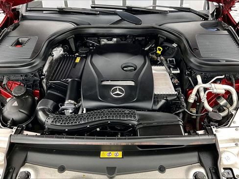 Used 2017 Mercedes-Benz GLC 300 4MATIC image 10