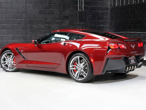 Used 2018 Chevrolet Corvette Stingray Coupe image 12