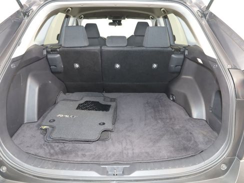 Used 2024 Toyota RAV4 LE FWD image 41