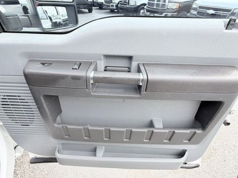 Used 2016 Ford F250 XL w/ Power Equipment Group RWD image 16