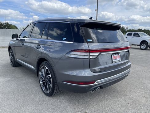 Used 2024 Lincoln Aviator Reserve w/ Equipment Group 201A AWD/4WD image 6