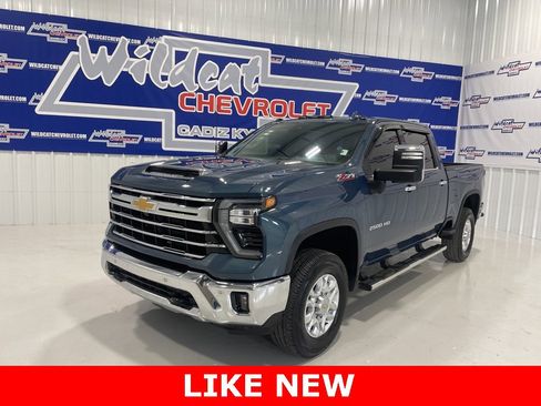 Used 2025 Chevrolet Silverado 2500 LTZ w/ LTZ Plus Package image 1