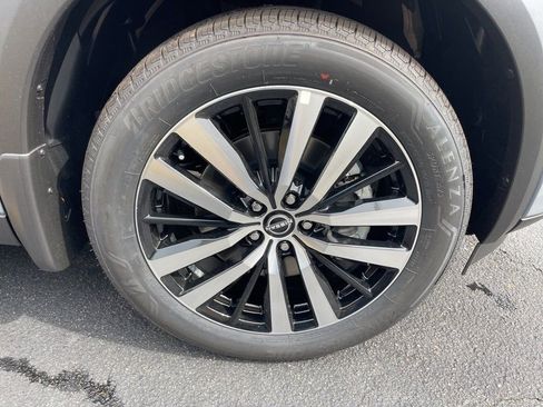 New 2025 Nissan Pathfinder Platinum w/ Cargo Package image 35