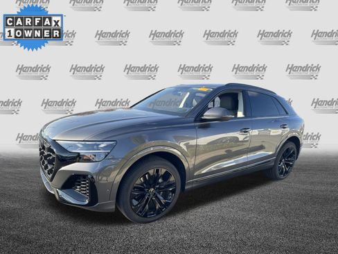 Used 2025 Audi Q8 Premium Plus image 5