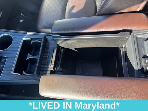 Used 2021 Toyota Sienna Platinum image 37